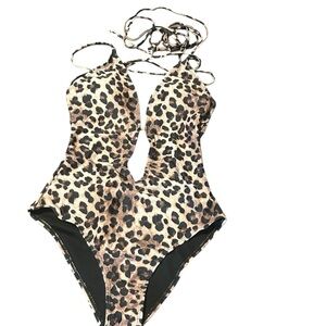 Leopard Print One Piece Swimsuit Plunge Neck Strappy‎ Sexy Animal Print
